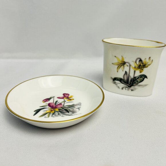Royal Worcester Vintage Porcelain 2 pcs. Multi Floral Motif Gold Trim Vanity Set - Picture 1 of 7